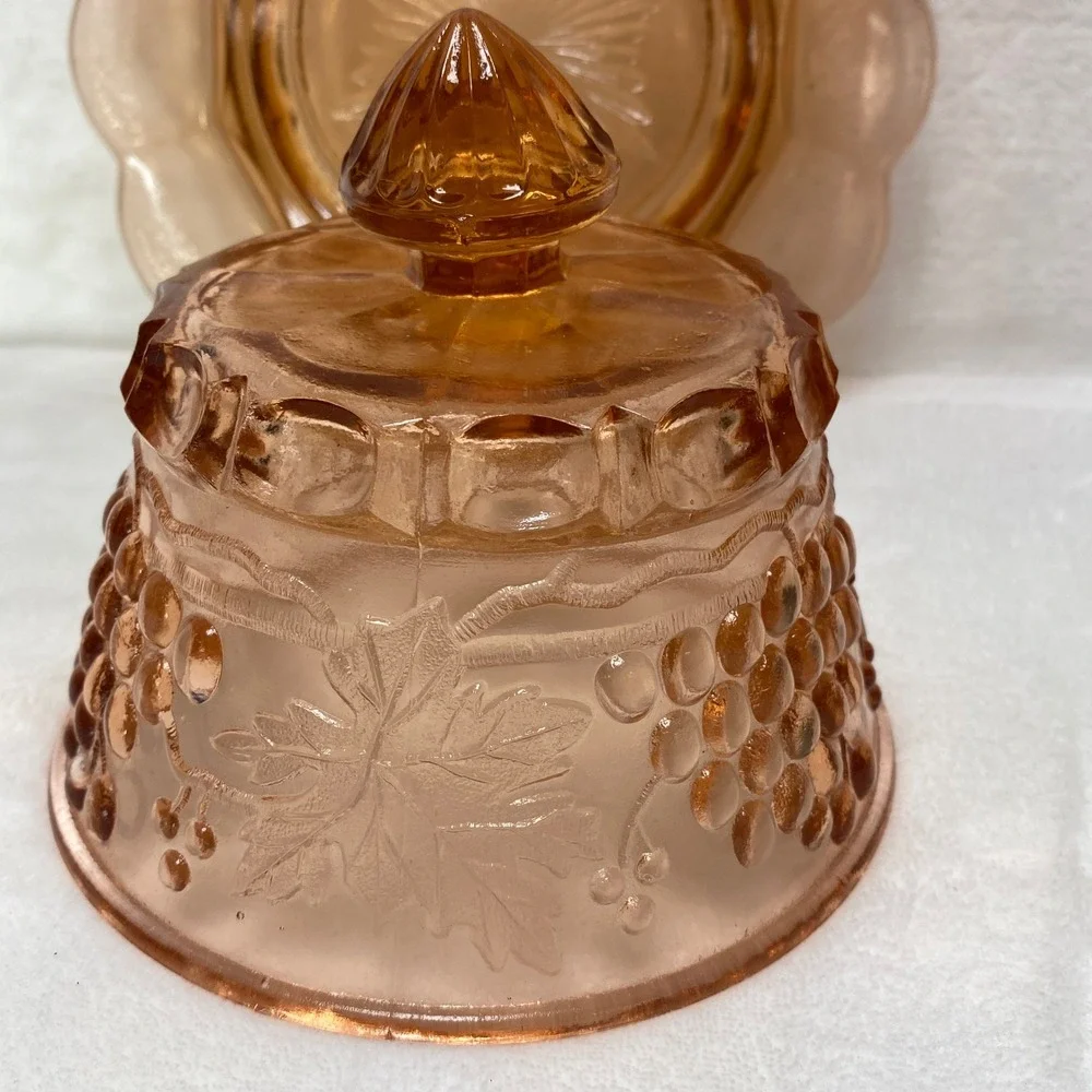 VTG‎ Pink Mosser Glass Covered Butter/ Cheese Dish  Edge Made in Taiwan NOB